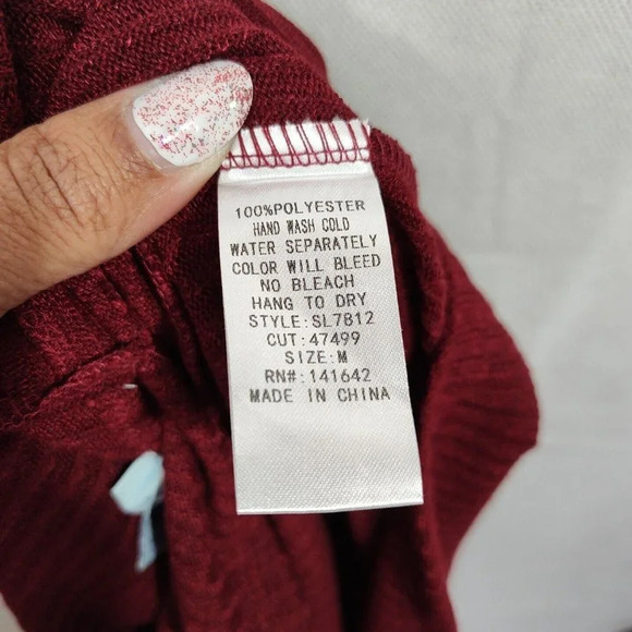 She and Sky Red Ribbed Knit Top Vneck Women Size M Short Flutter Sleeve - Picture 7 of 8